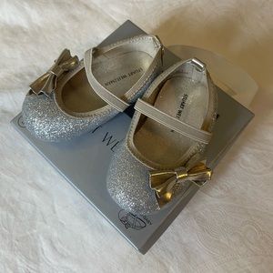BN- Stuart Weitzman baby Pali Gaby shoes size 3